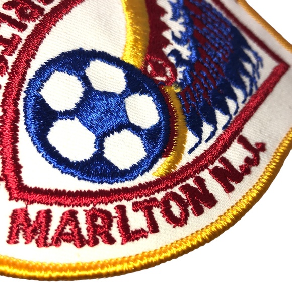 Native American Chief Headdress Iron On Patch/Craft/DYI Project - Picture 3 of 11